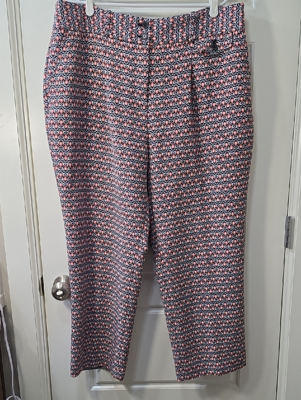 Liz Claiborne Women's Patterned Pleated Ankle Pants - 18